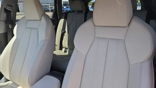 2025 Audi Q6 e-tron WA122BGF2SA021125