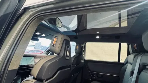 2023 Rivian R1S - Images - 11
