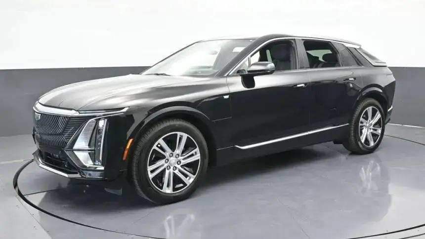 2024 Cadillac Lyriq - Images - 2