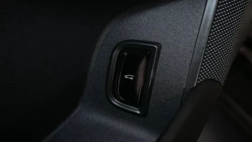 2024 Cadillac Lyriq - Images - 15