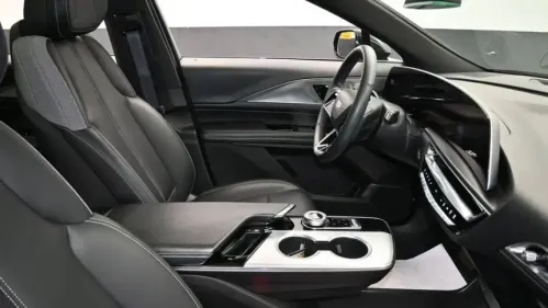 2024 Cadillac Lyriq - Images - 50