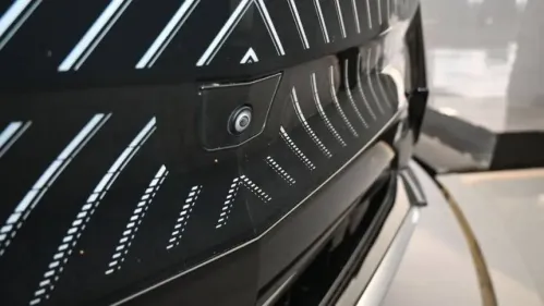 2024 Cadillac Lyriq - Images - 52