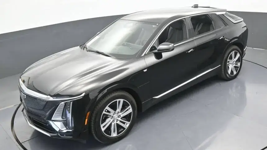 2024 Cadillac Lyriq - Images - 55