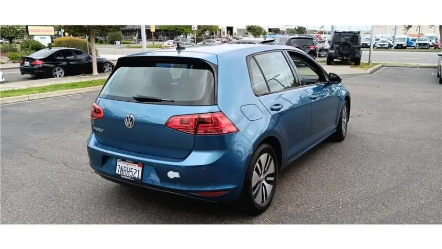 2016 Volkswagen e-Golf WVWPP7AU1GW906332