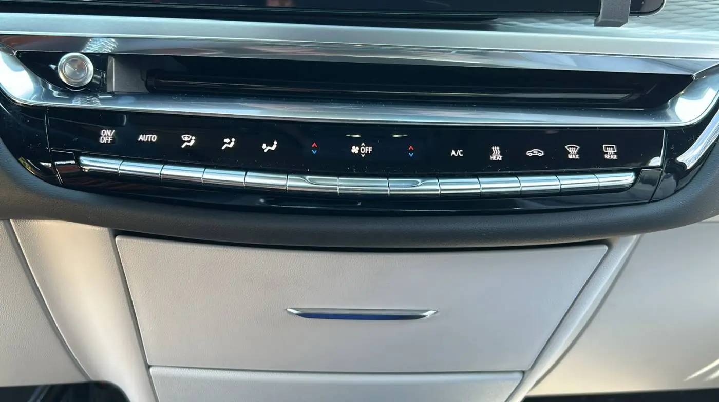 2025 Cadillac Lyriq 1GYKPNRL2SZ306592