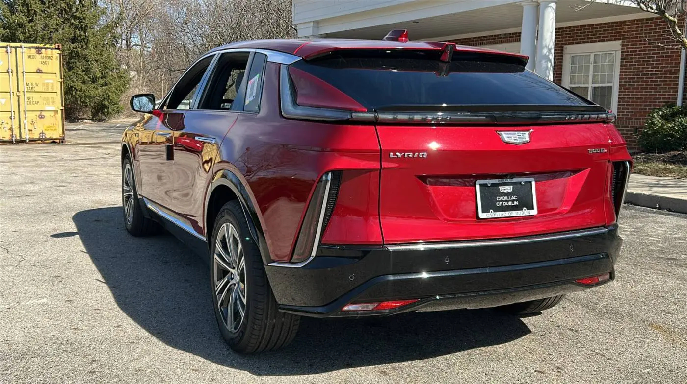 2025 Cadillac Lyriq 1GYKPNRL2SZ306592