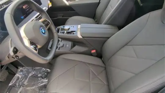 2025 BMW iX WB523CF00SCU85598