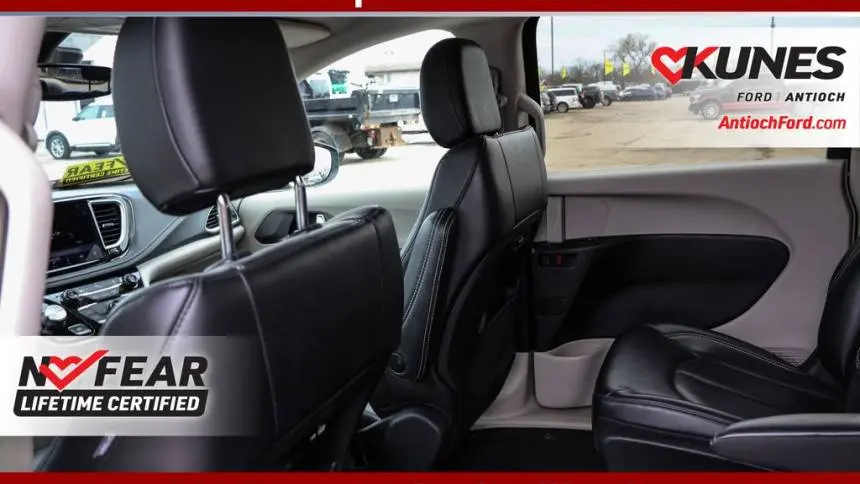 2023 Chrysler Pacifica 2C4RC1L74PR618273