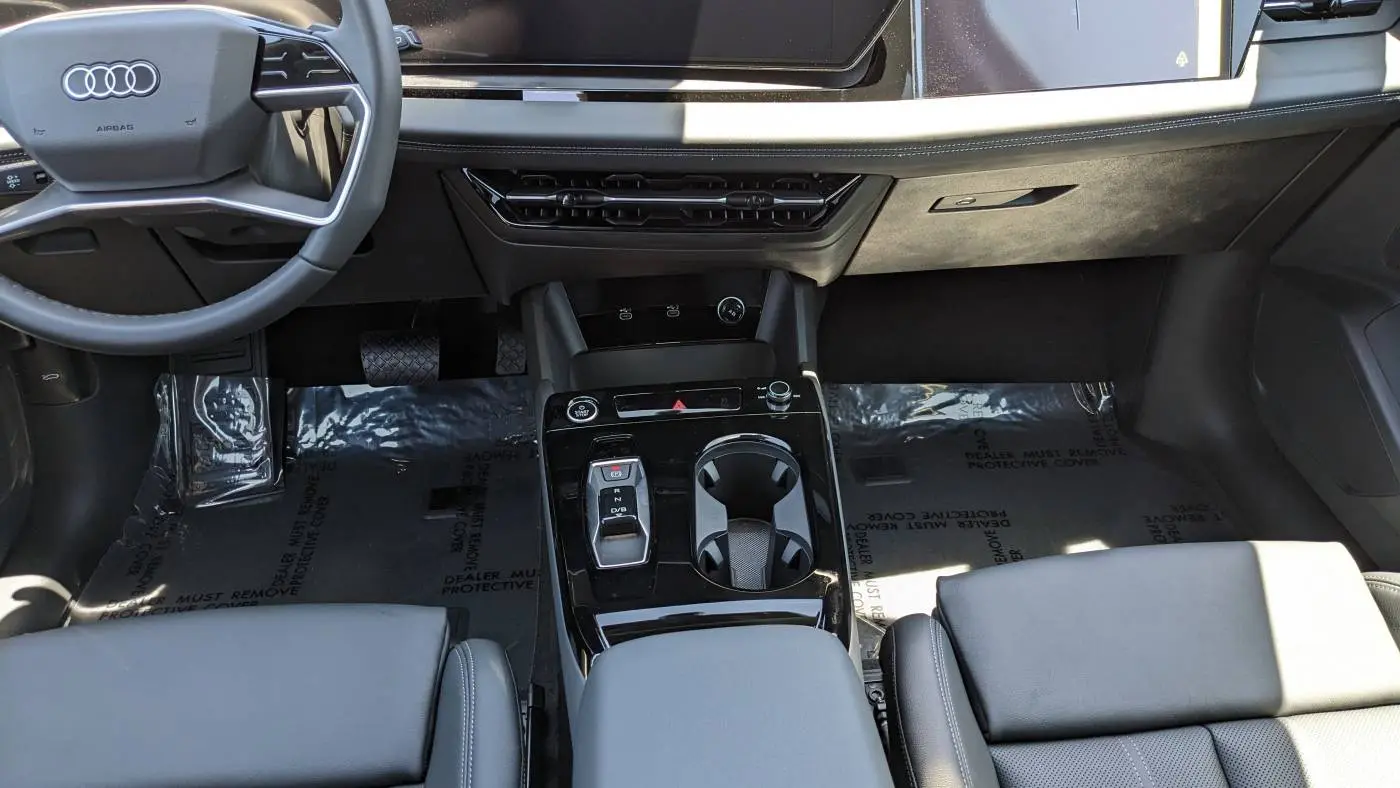 2025 Audi Q6 e-tron WA134BGF6SA018324