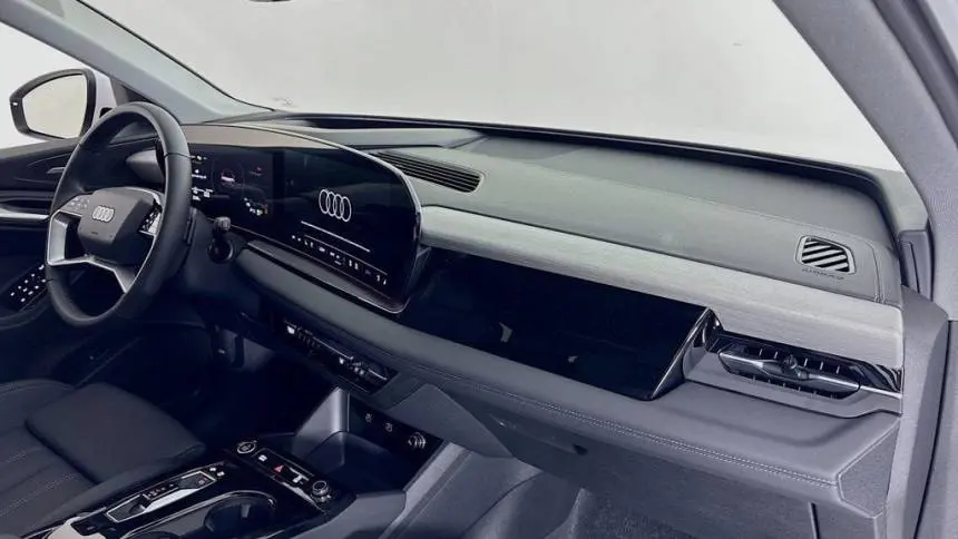 2025 Audi Q6 e-tron WA124BGF7SA032583