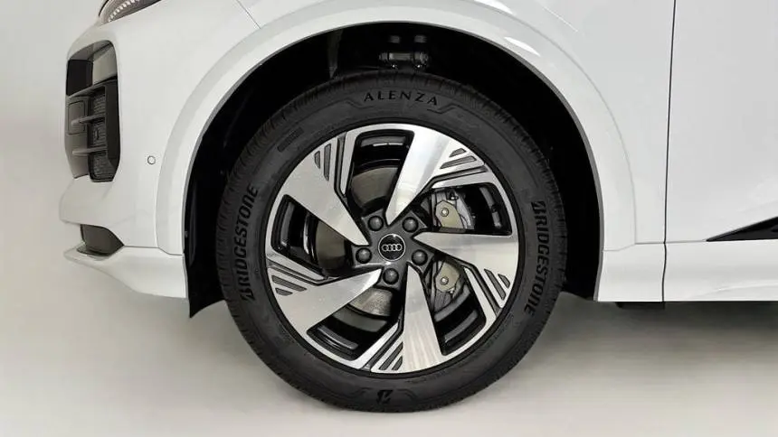 2025 Audi Q6 e-tron WA124BGF7SA032583