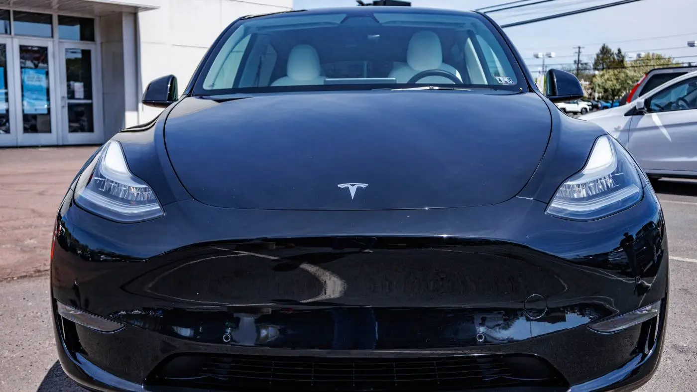 2022 Tesla Model Y 7SAYGDEE7NF438407