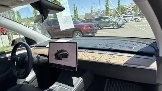2023 Tesla Model Y 7SAYGDEE6PF835013