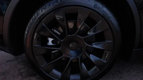 2022 Tesla Model Y 7SAYGDEE7NF438407