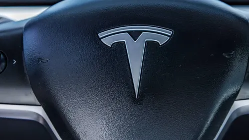 2022 Tesla Model Y 7SAYGDEE7NF438407