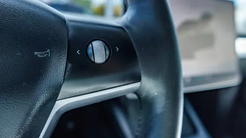 2022 Tesla Model Y 7SAYGDEE7NF438407