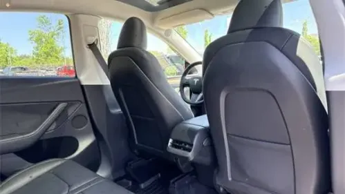 2023 Tesla Model Y 7SAYGDEE6PF835013