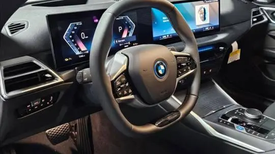 2025 BMW i4 WBY23HD09SFU80367