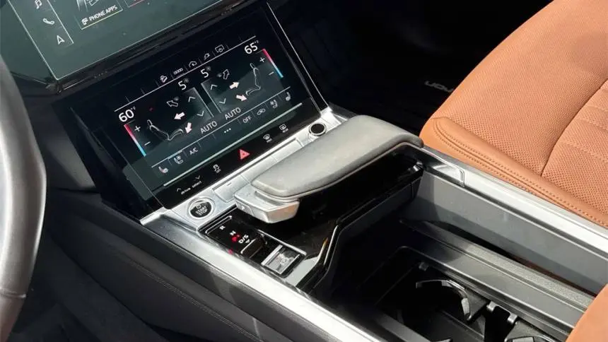 2022 Audi e-tron WA12AAGE2NB024478