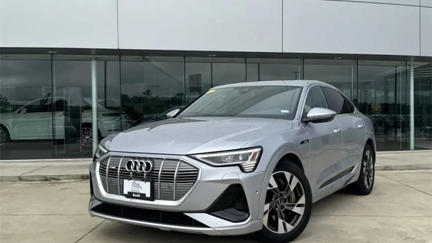 2022 Audi e-tron WA12AAGE2NB024478