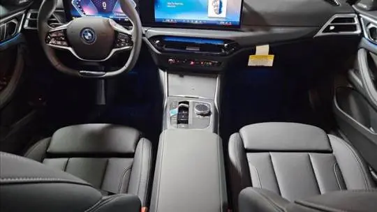 2025 BMW i4 WBY23HD09SFU80367