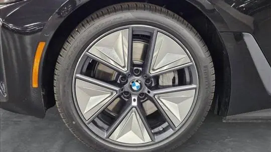 2025 BMW i4 WBY23HD09SFU80367