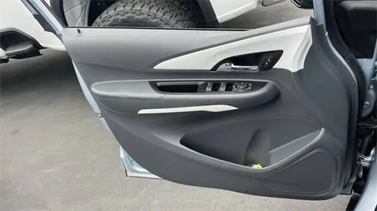 2018 Chevrolet Bolt 1G1FW6S02J4124752