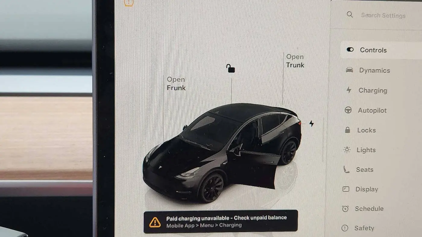 2023 Tesla Model Y 7SAYGDEE2PF929387