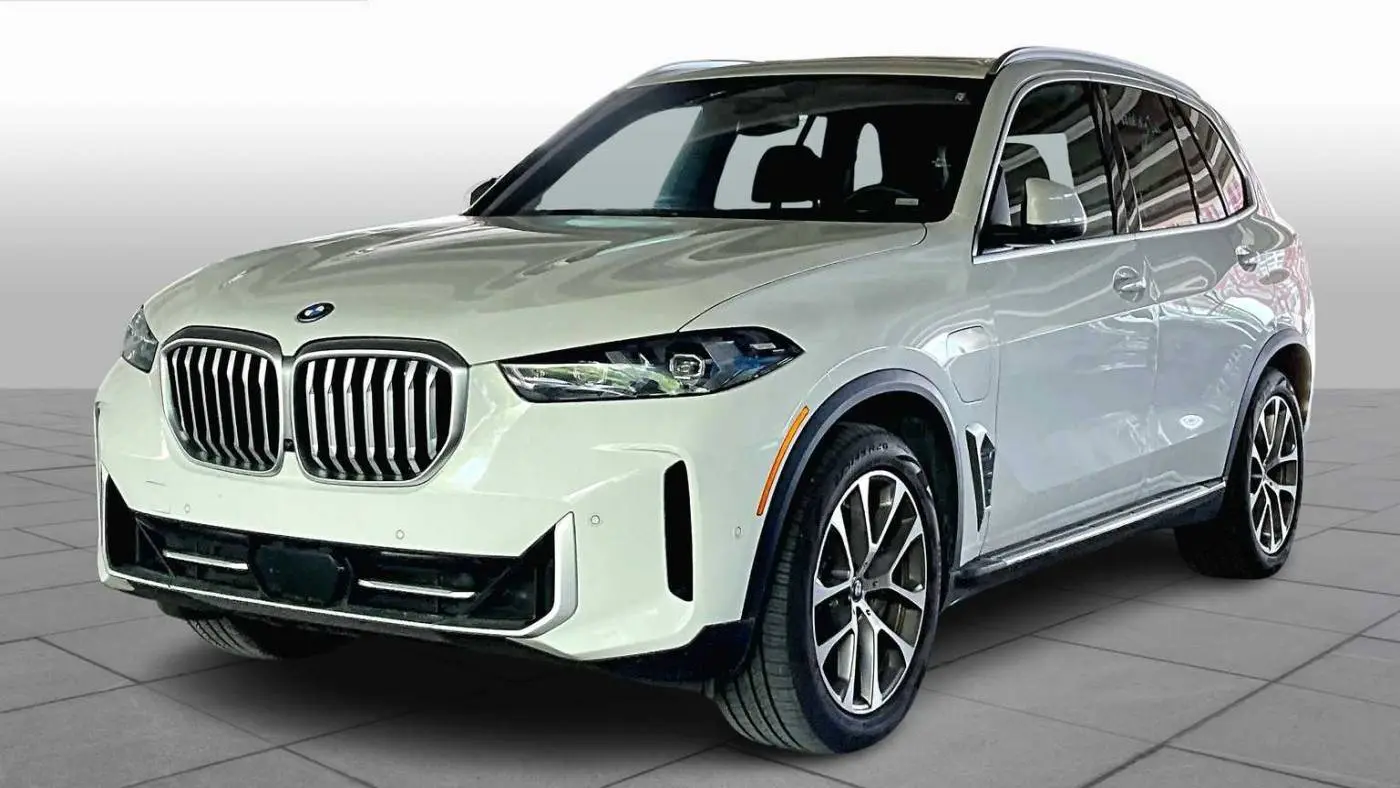 2024 BMW X5 5UX43EU08R9U23576