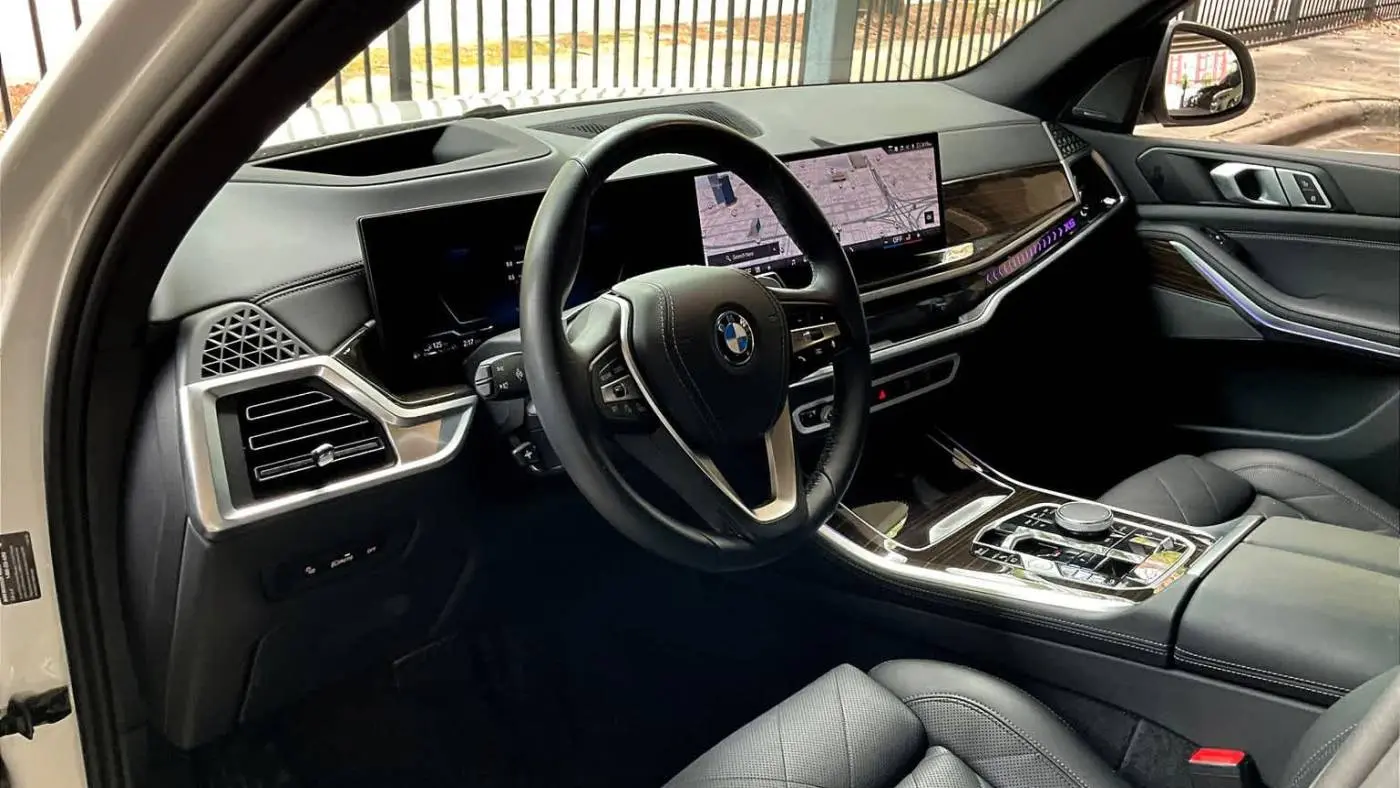 2024 BMW X5 5UX43EU08R9U23576