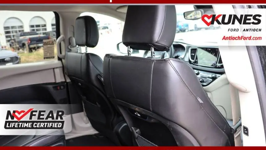 2023 Chrysler Pacifica 2C4RC1L7XPR626118