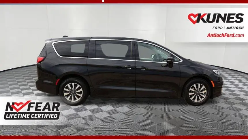 2023 Chrysler Pacifica 2C4RC1L7XPR626118