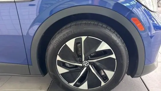2021 Volkswagen ID.4 WVGTMPE29MP053079