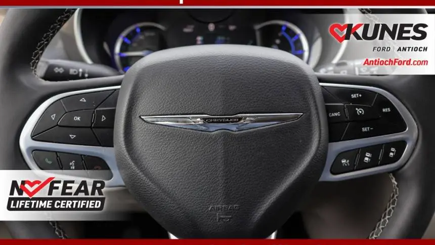 2023 Chrysler Pacifica 2C4RC1L7XPR626118