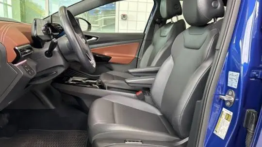 2021 Volkswagen ID.4 WVGTMPE29MP053079