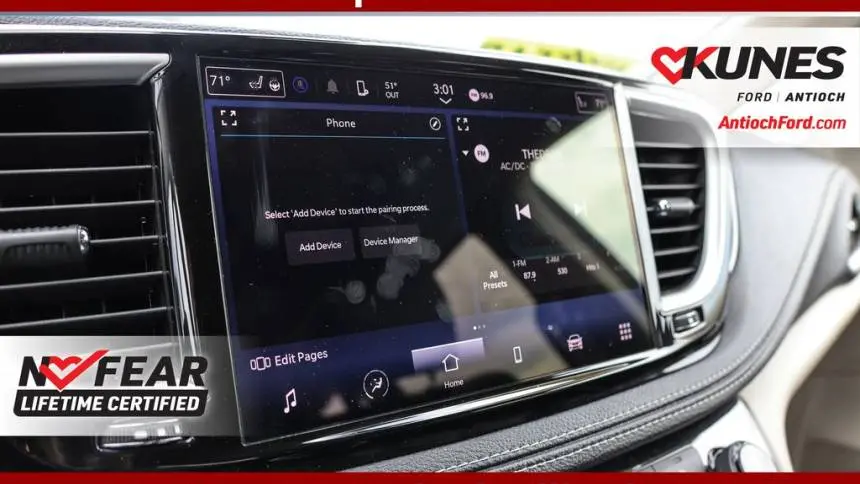 2023 Chrysler Pacifica 2C4RC1L7XPR626118