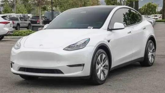 2022 Tesla Model Y 7SAYGDEE0NF409699