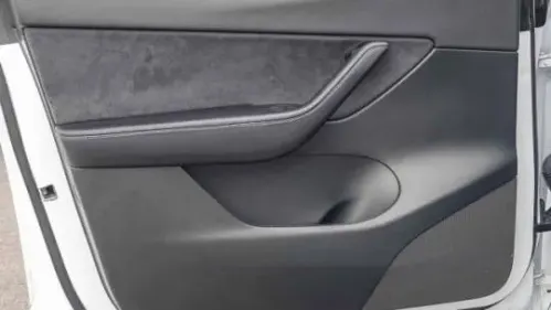2022 Tesla Model Y 7SAYGDEE0NF409699