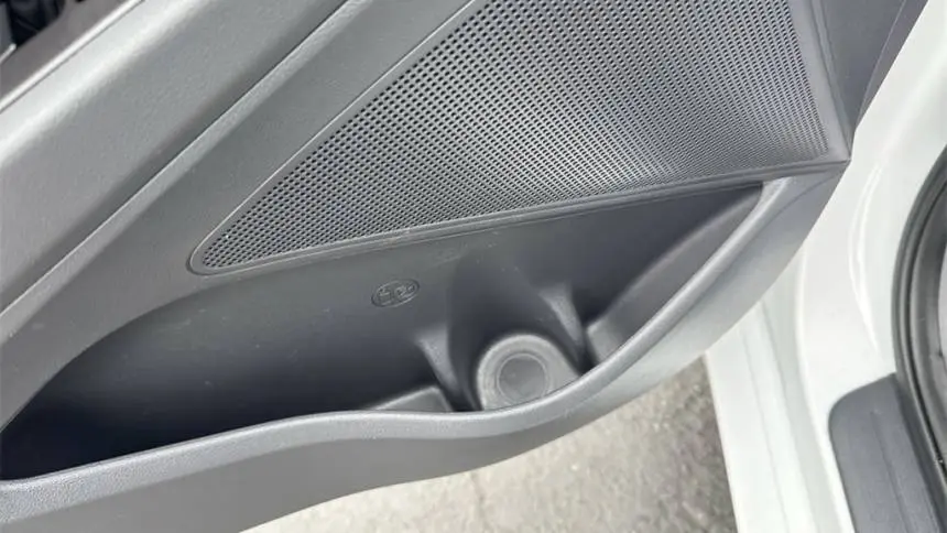 2019 Hyundai IONIQ KMHC75LH4KU034859