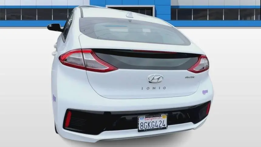 2019 Hyundai IONIQ KMHC75LH4KU034859