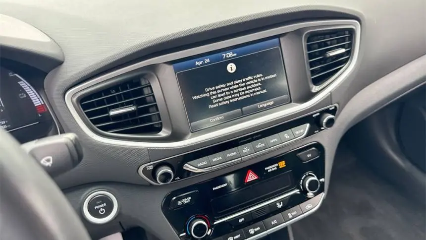 2019 Hyundai IONIQ KMHC75LH4KU034859