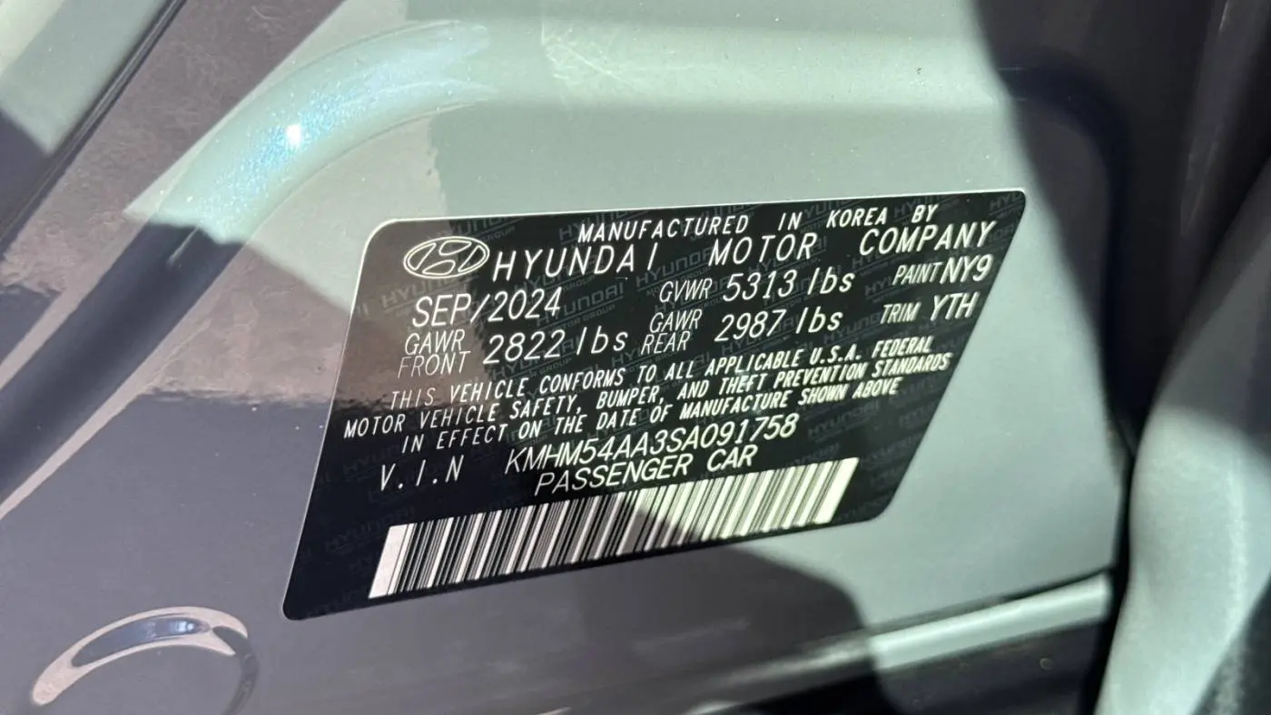 2025 Hyundai IONIQ 6 KMHM54AA4SA104940