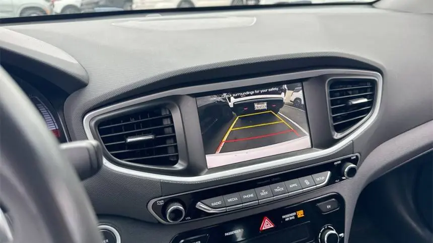 2019 Hyundai IONIQ KMHC75LH4KU034859