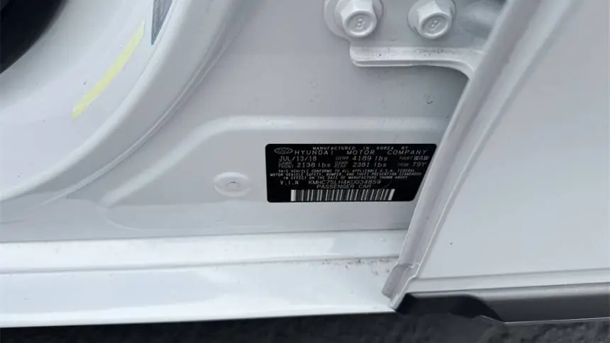 2019 Hyundai IONIQ KMHC75LH4KU034859