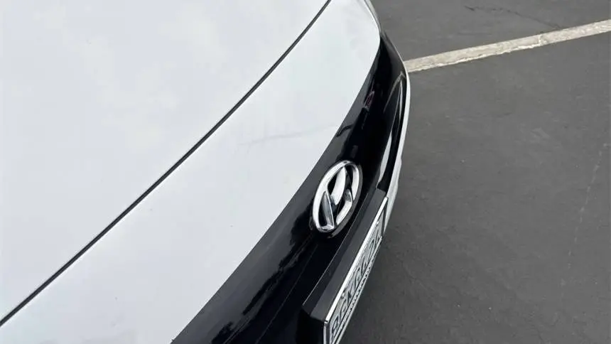 2019 Hyundai IONIQ KMHC75LH4KU034859