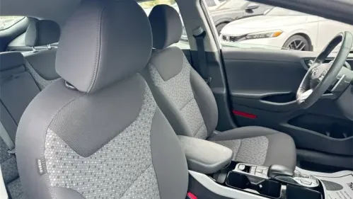 2019 Hyundai IONIQ KMHC75LH4KU034859