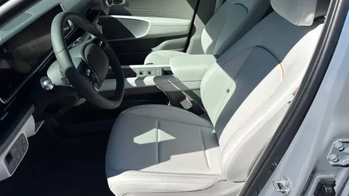 2025 Hyundai IONIQ 6 KMHM54AA4SA104940