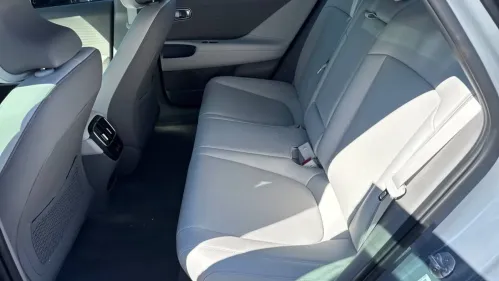 2025 Hyundai IONIQ 6 KMHM54AA4SA104940