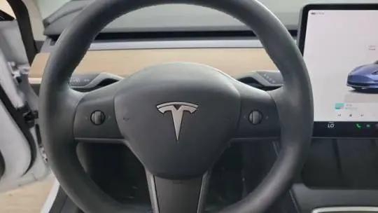 2023 Tesla Model 3 5YJ3E1EA7PF574595