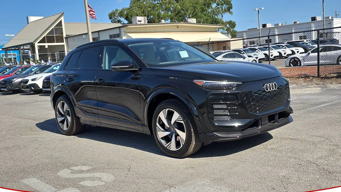 2025 Audi Q6 e-tron WA124BGF0SA043845